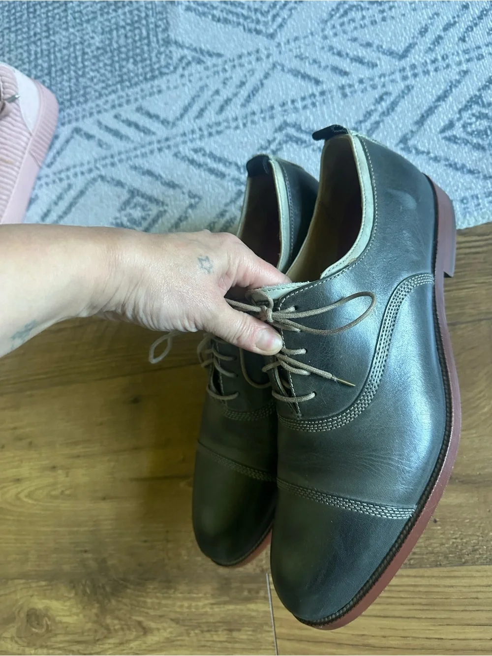 Johnston & Murphy Dark Green Cap-Toe Oxford Lace-Up
